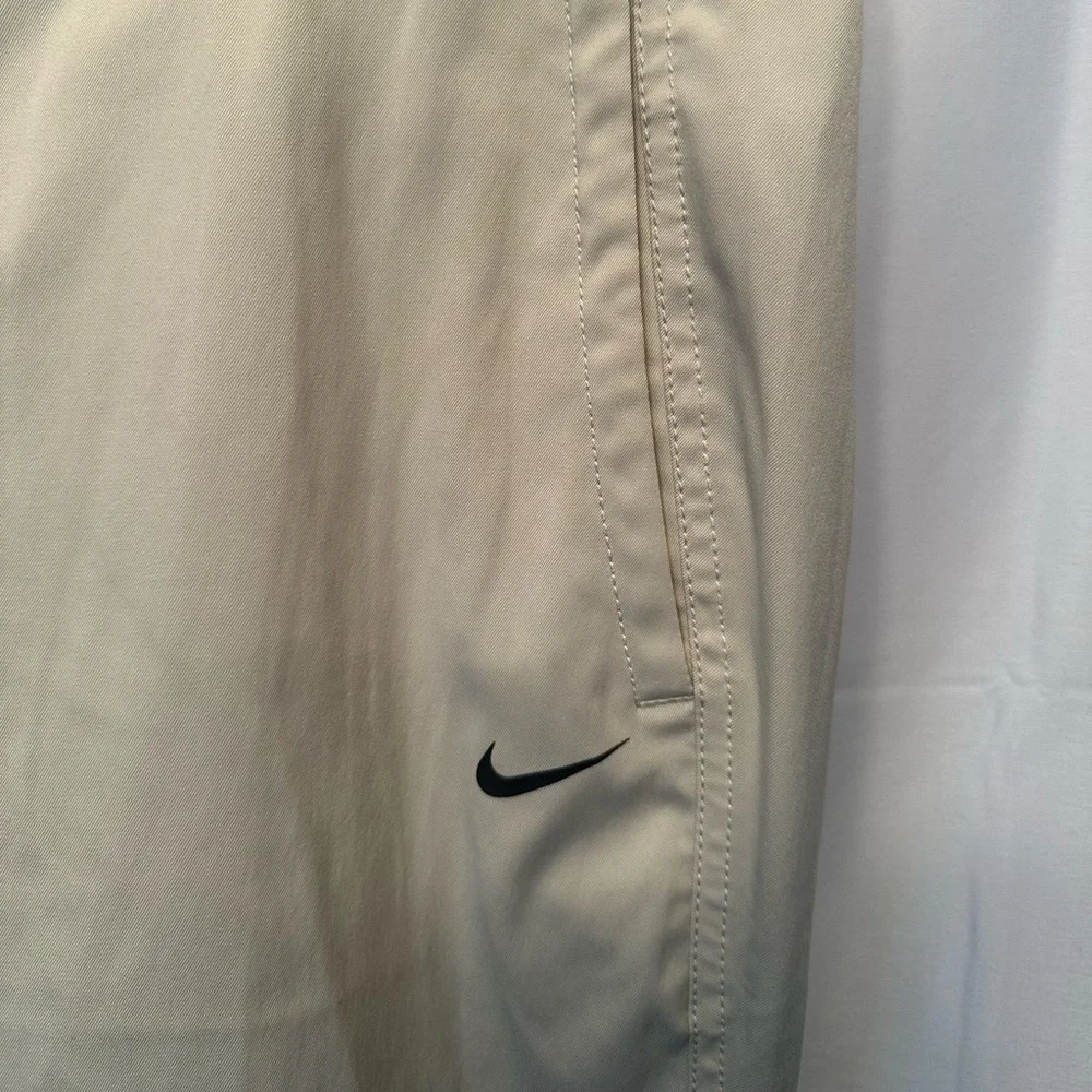 Nike Golf Dri-Fit Pants Men's 36x30 Tan Beige‎ Lightweight Plaid Details Trim